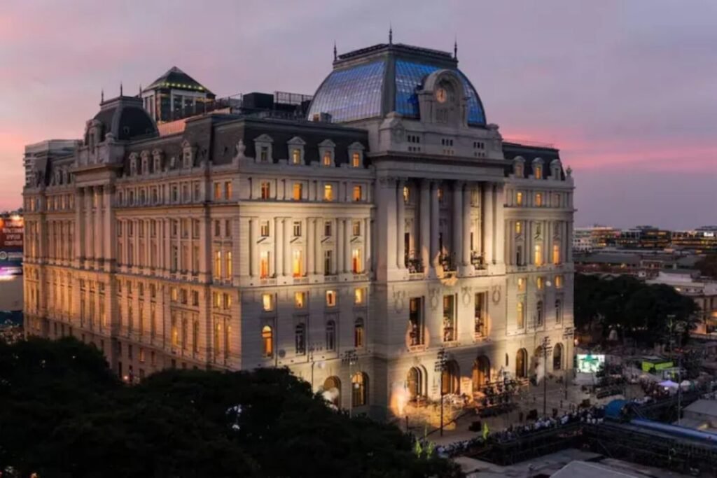 Centro Cultural Kirchner renamed to Palacio Libertad under Milei administration 2025