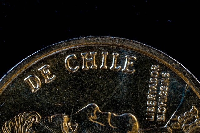 Argentine and Paraguayan bank branches comparison for foreigners 2026