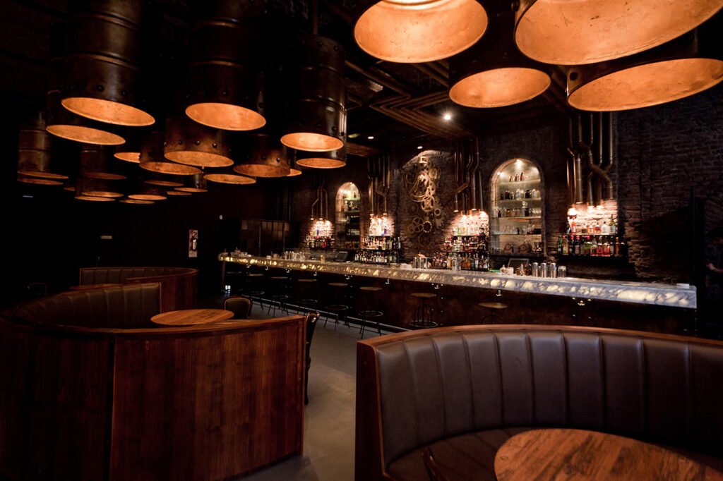 Victoria Brown, the most famous hidden bar in Buenos Aires